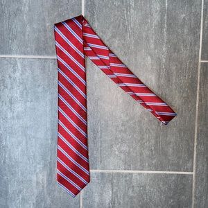 Jos. A. Bank. Traveler Collection Tie - Long